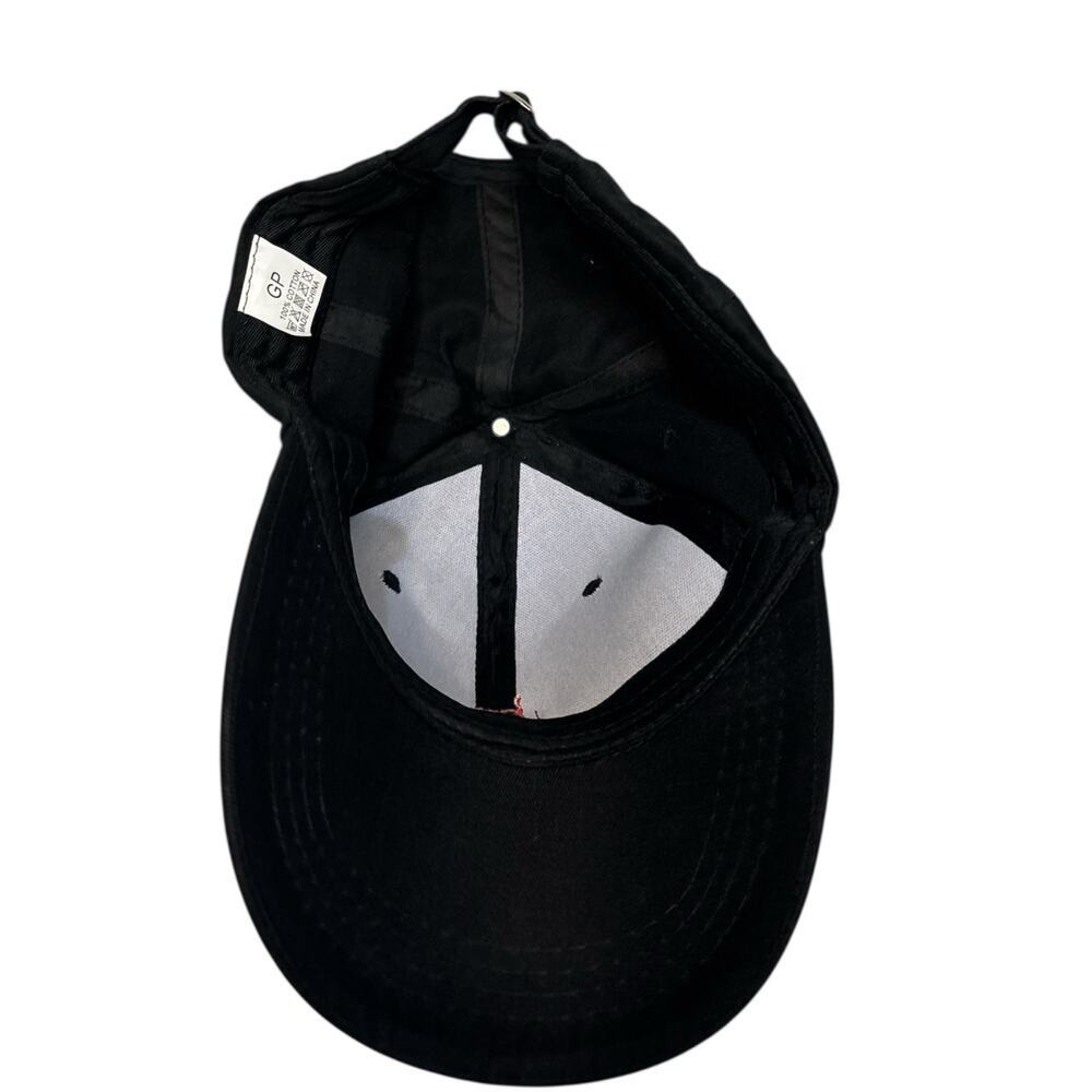 Black Hat with Red Rose‎ - Picture 4 of 4